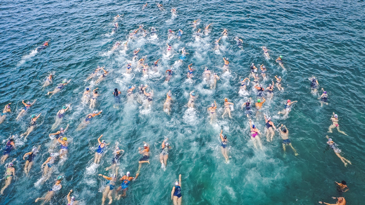 Como nadar uma distância maior na Maratona Aquática?